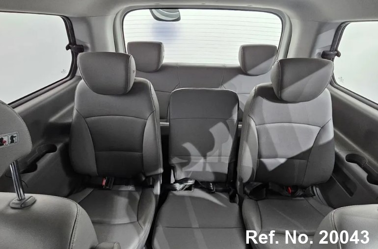  Hyundai / Grand Starex Stock No. 20043